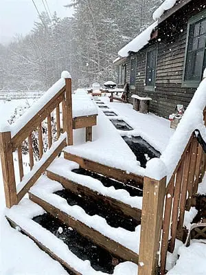 Heated Snow and Ice Melting Stair Mat | 10" x 30" - Image 4